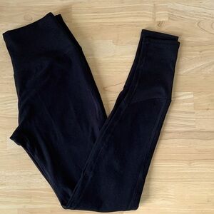alo Yoga High-Waist Alosoft Lounge Legging, size M